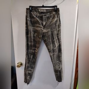 Rewash camouflaged stretch jeans